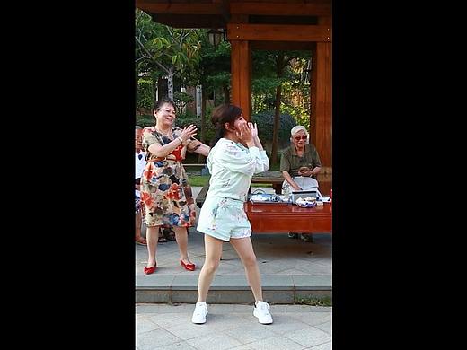 BTV《但愿人長久》播中鬼畜視頻傳播物料（個人主頁-ZMzcxNzQ5ODg=） - 影視后期 - 站酷設(shè)計師圓果果原創(chuàng)素材 - 站酷ZCOOL