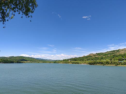 广阔的湖面