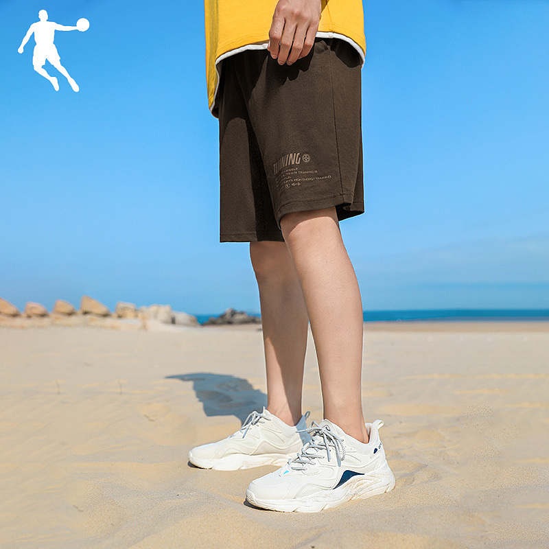 【详情】【修图】一组休闲运动短裤外景和详情（图ZMzAxMzg1NTQw） - 电商 - 站酷设计师MISSCHENDESIGN原创素材 - 站酷ZCOOL