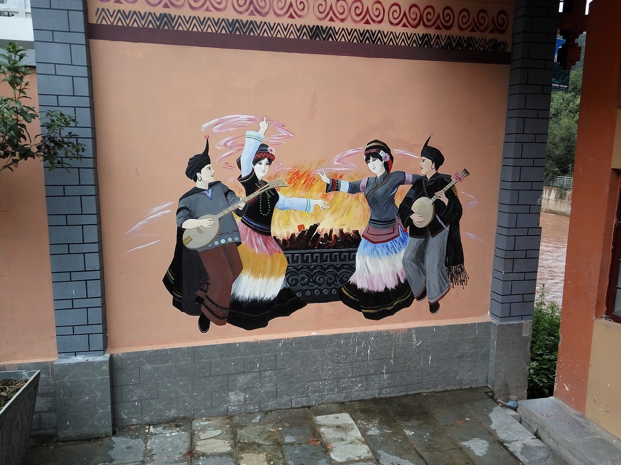 彝族文化彩绘云南彝族文化墙体彩绘墙绘壁画佬伍支系