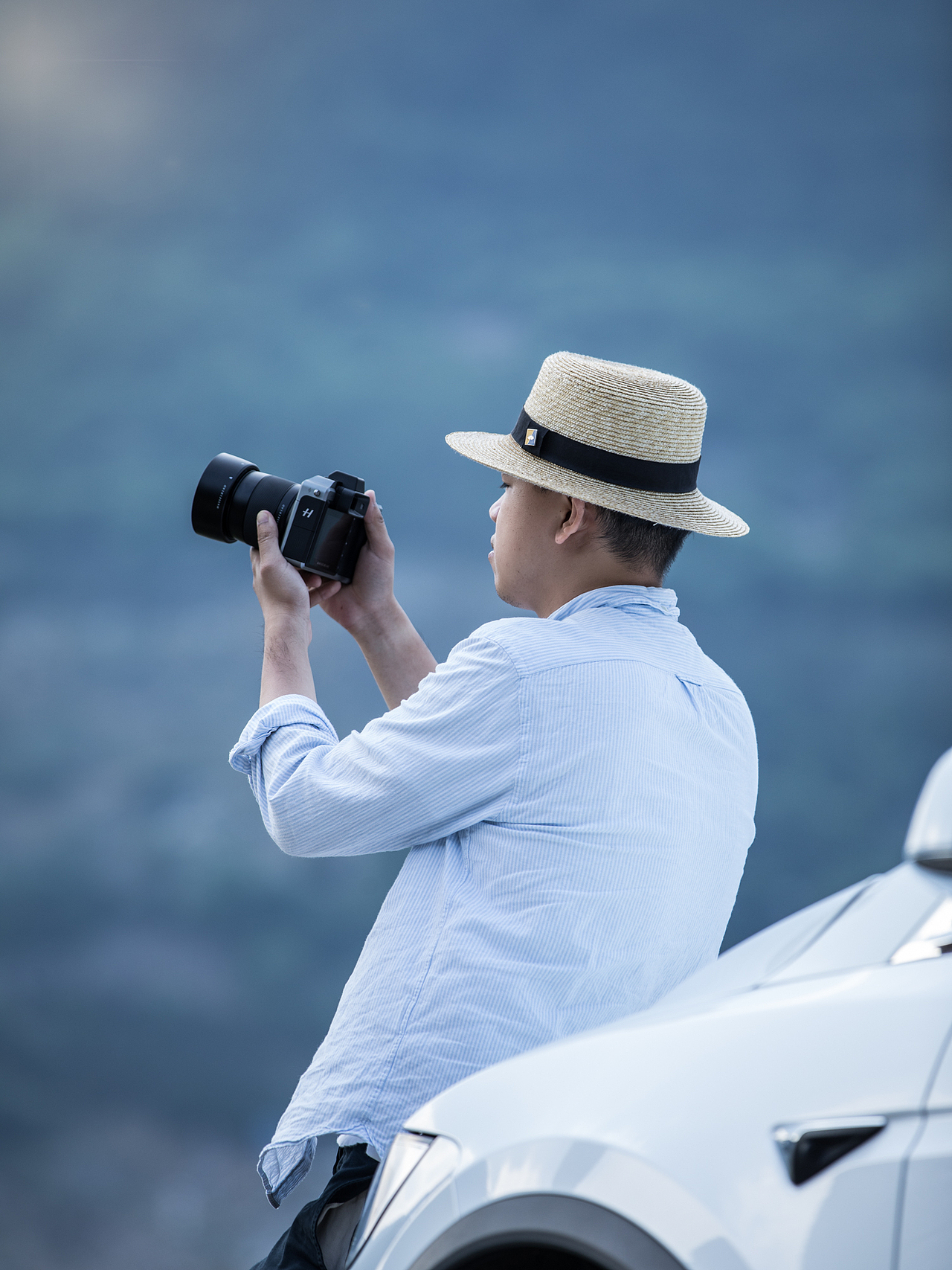 徕卡亚洲新人奖摄影师黄京在拍摄中