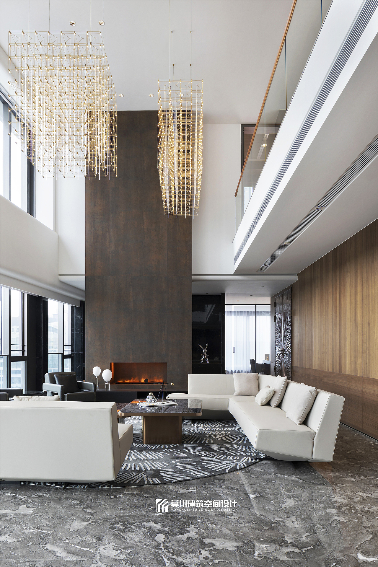 583㎡复式,灯光萦绕大气奢华,可观海景可赏夜景