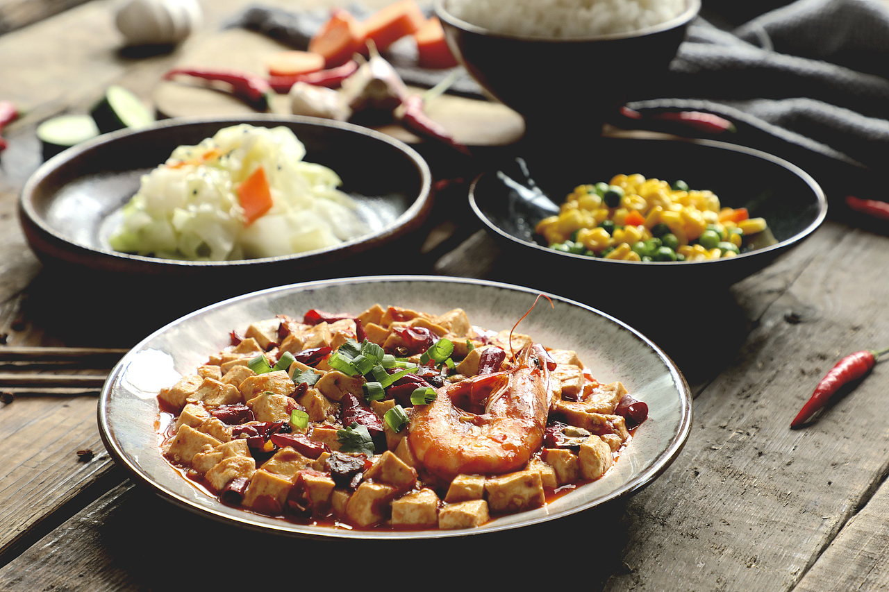 电水壶 擦丝器 绞菜器 手摇绞肉机 擦菜板 切丝器 水杯