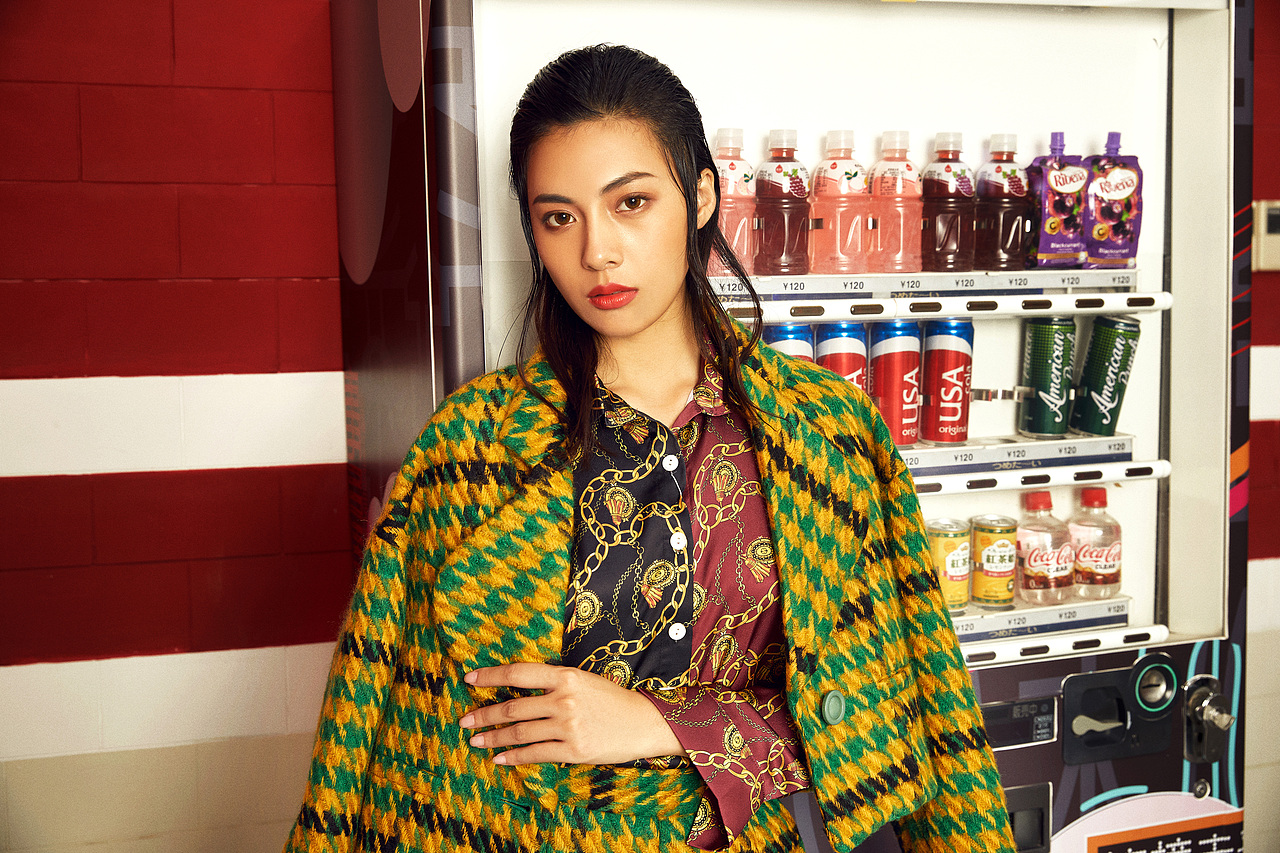 /// 游走于过去与未来 ///