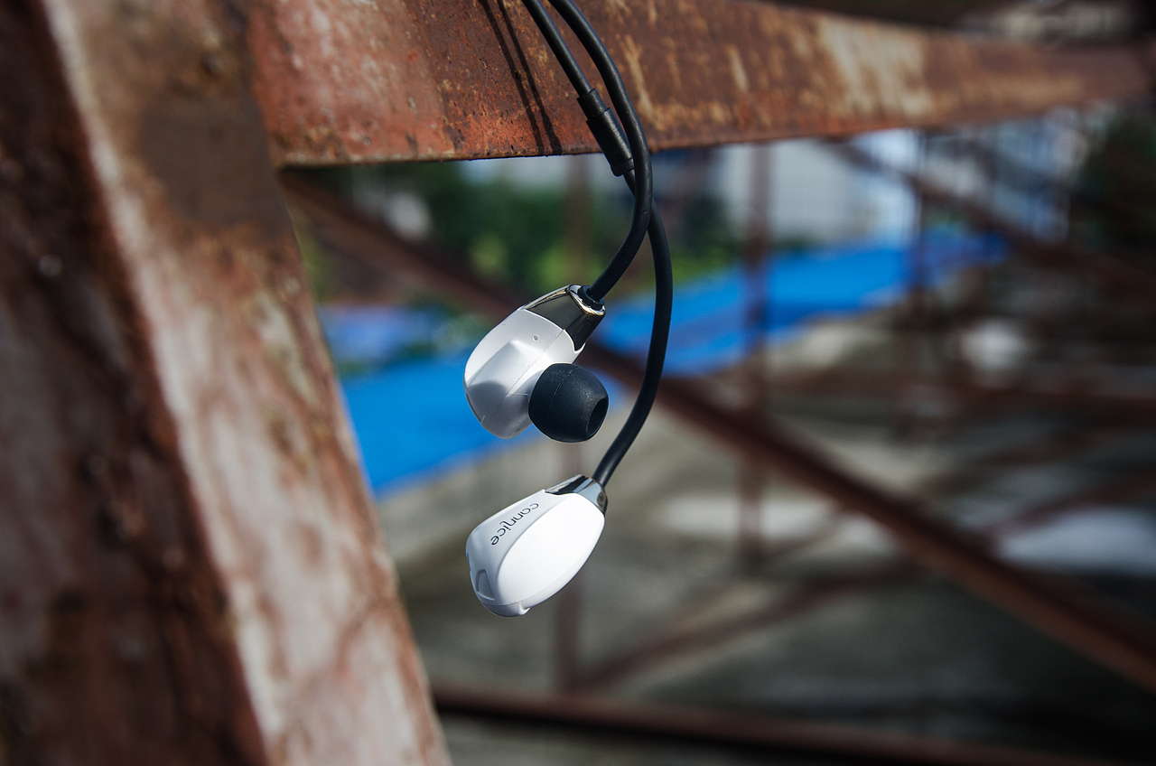 科奈信耳机拍摄