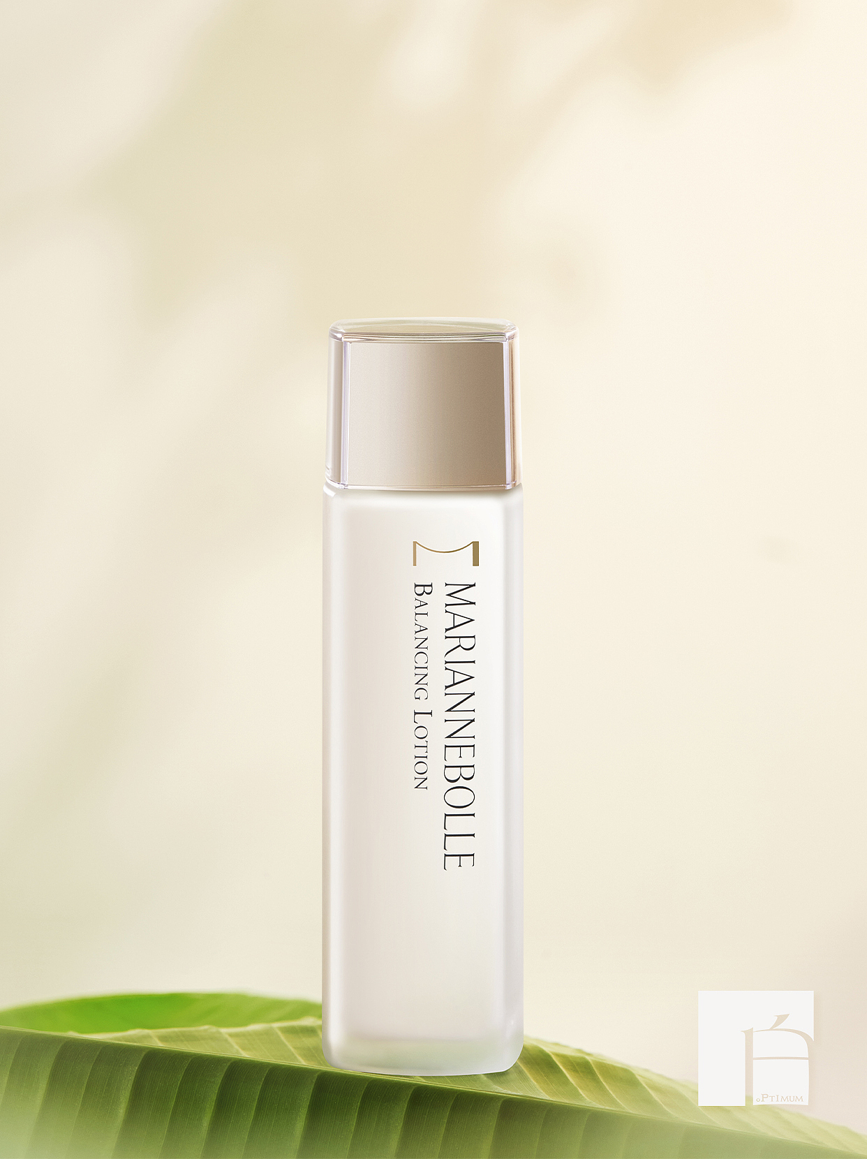 玛丽安保莱 - 平衡水 | 美妆护肤摄影