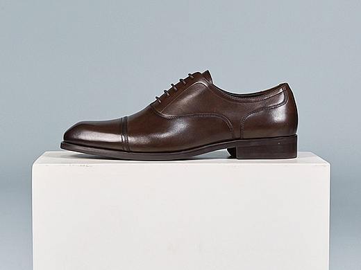 轻奢休闲男鞋拍摄 男鞋模特摄影