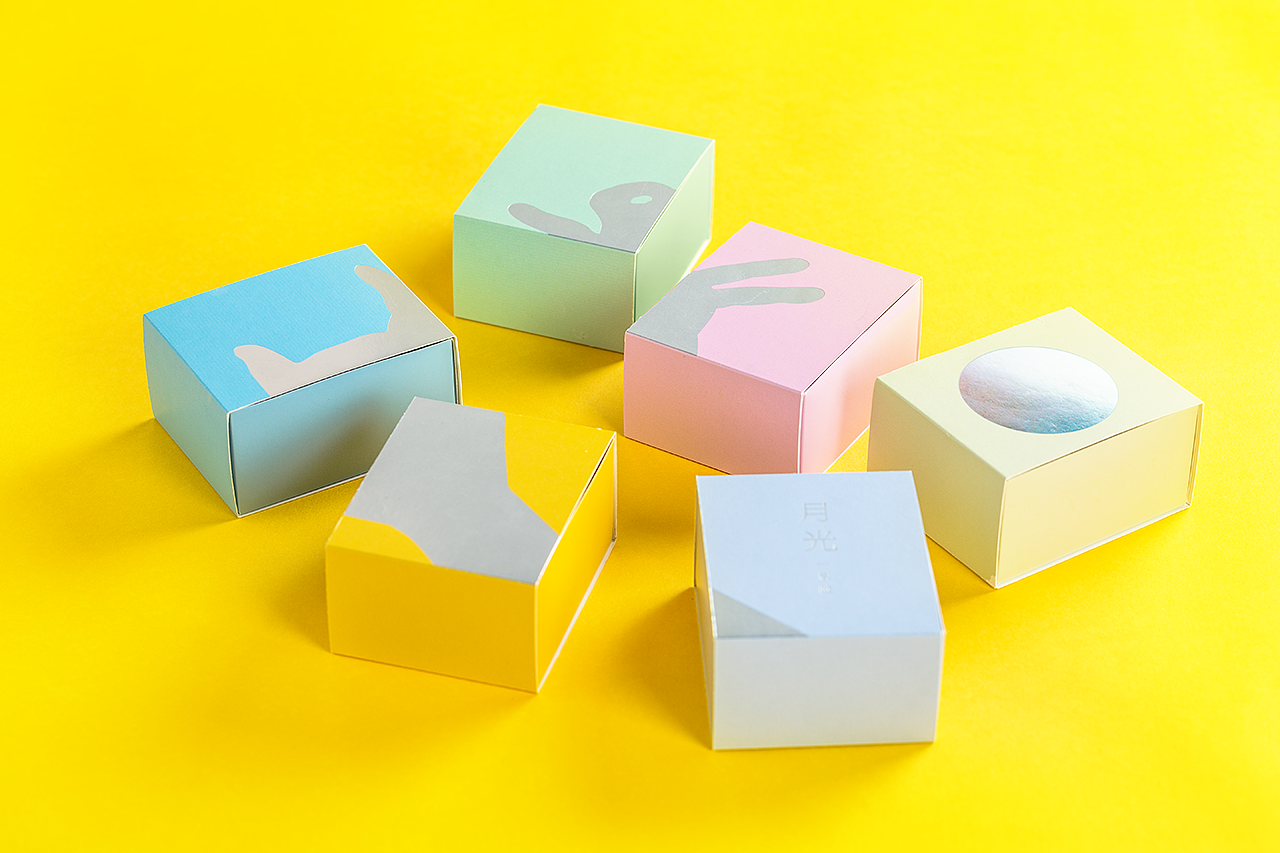 月光—企業(yè)定制版，一款夜里會(huì)自然亮起的月餅包裝。（圖ZODk4MzY1Mjg=） - 包裝 - 站酷設(shè)計(jì)師花山水溪設(shè)計(jì)原創(chuàng)素材 - 站酷ZCOOL