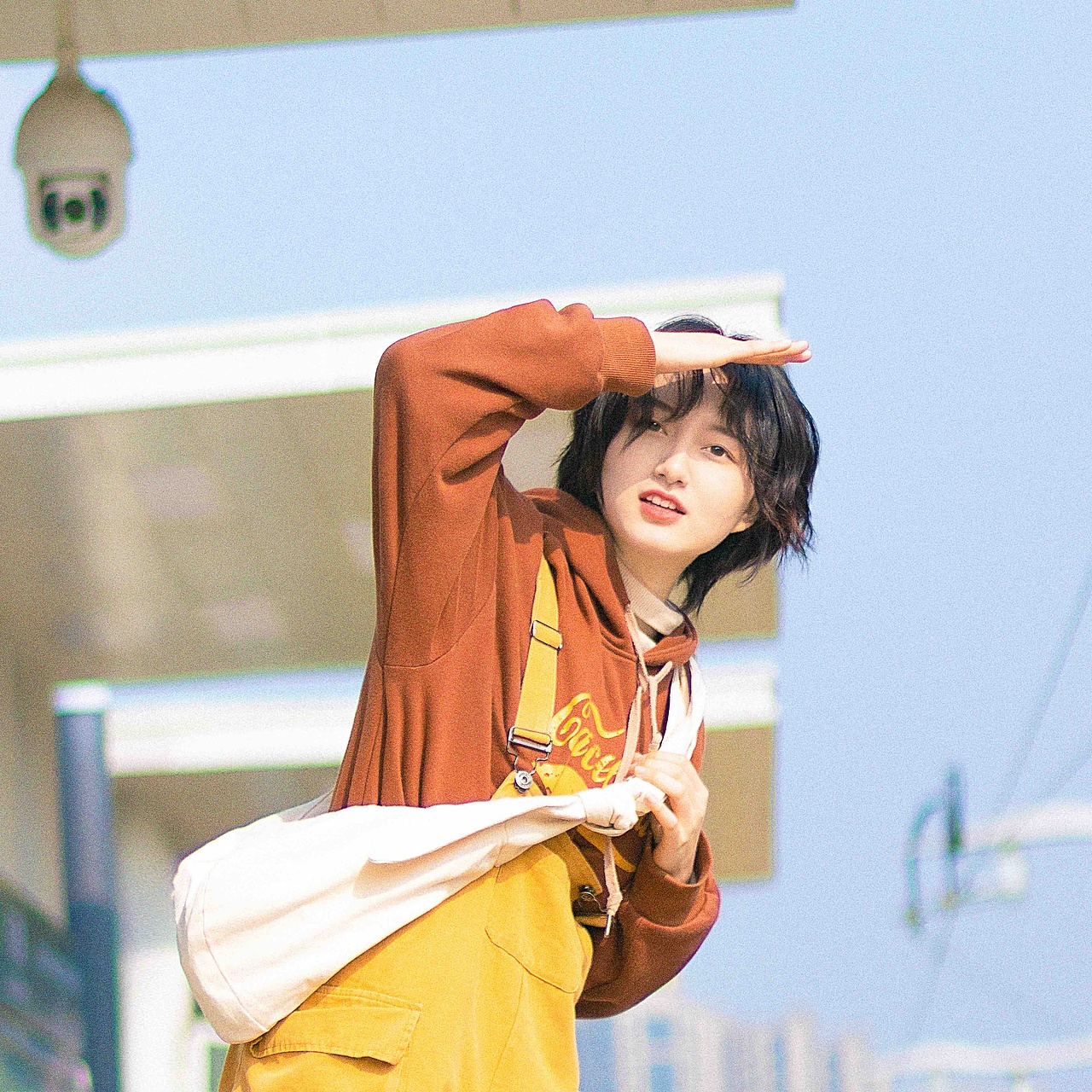 “你看，学校的银杏都落了”（图ZMTkzNDc0Nzcy） - 人像摄影 - 站酷设计师如素素呀原创素材 - 站酷ZCOOL