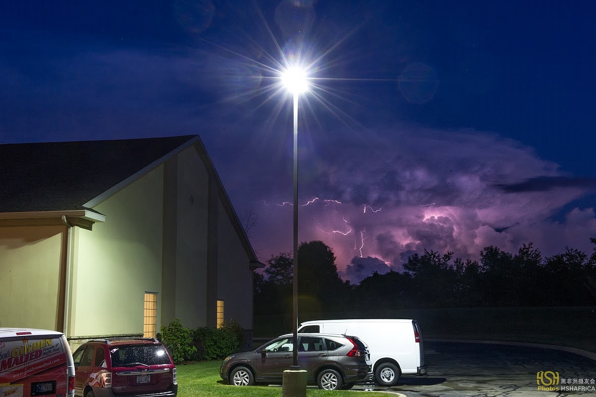 由于天气原因，在路上耽误了一天