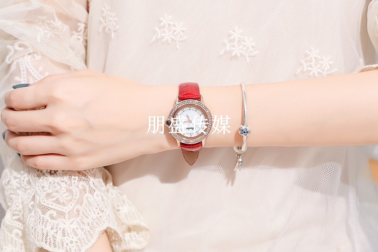 广州商业摄影产品拍摄静物拍摄手模女表手表腕表拍摄（图ZMTc1NjEzOTA0） - 人像摄影 - 站酷设计师朋盛传媒原创素材 - 站酷ZCOOL