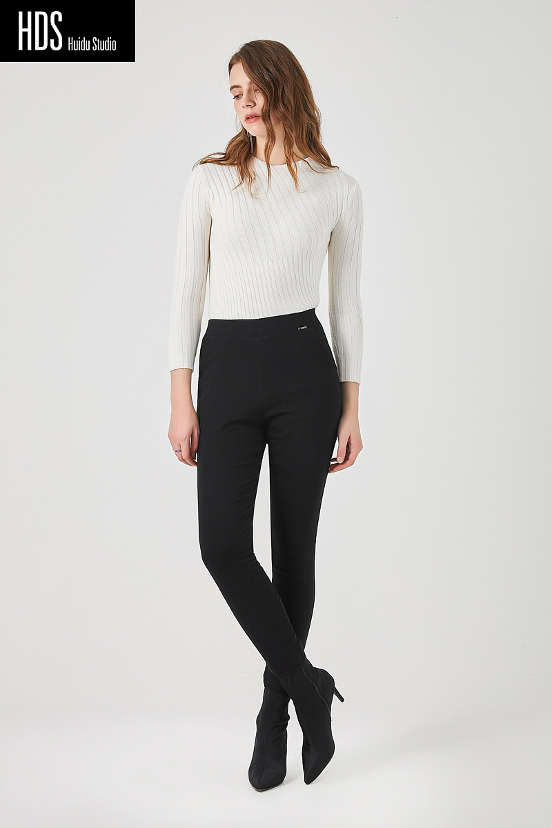 女装裤子模特拍摄