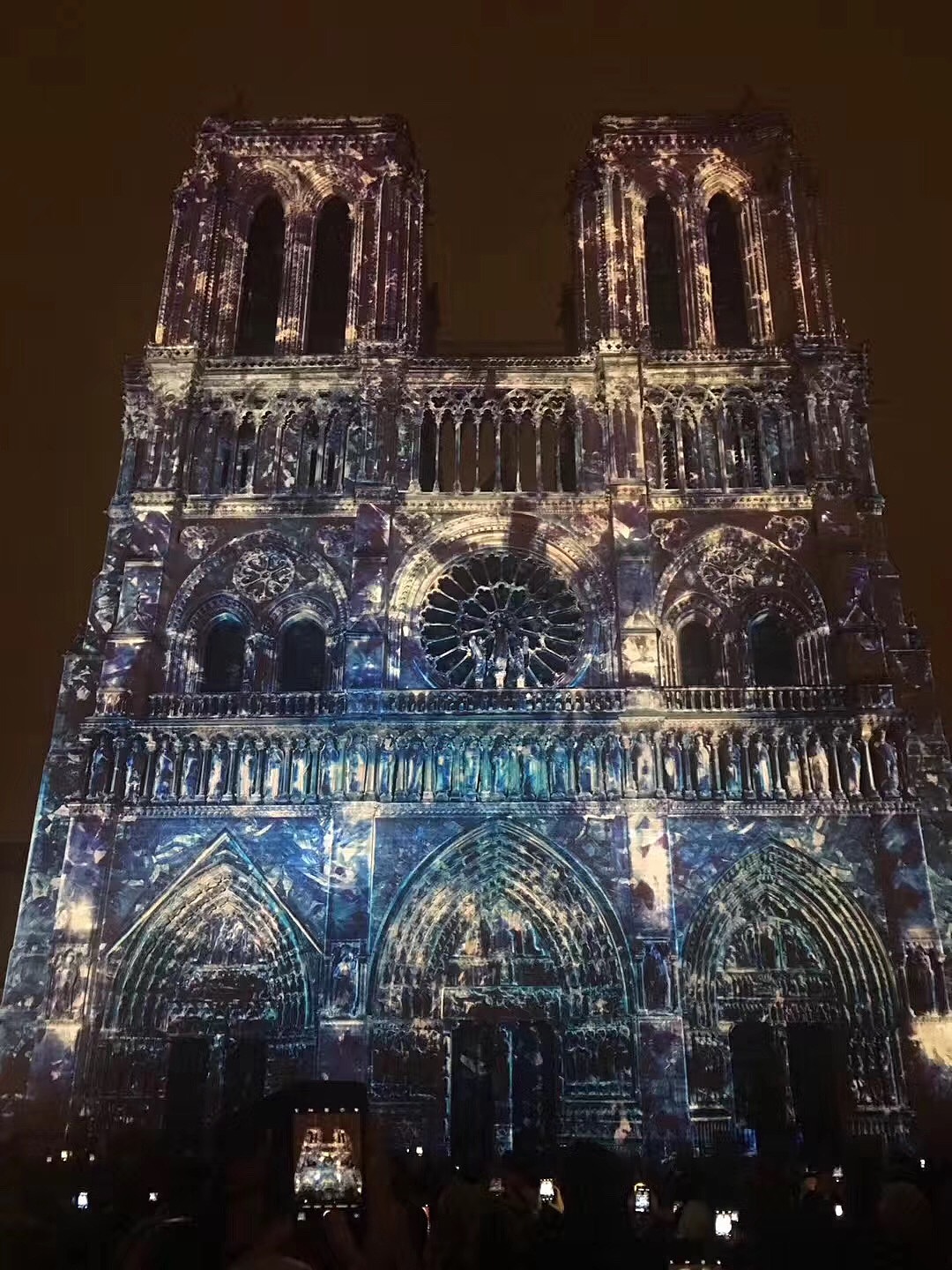 巴黎圣母院850周年庆典