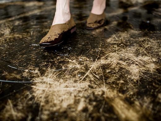 人像攝影/時(shí)尚大片（個(gè)人主頁-ZNTIzNzk5NDQ=） - 人像攝影 - 站酷設(shè)計(jì)師點(diǎn)點(diǎn)攝影studio原創(chuàng)素材 - 站酷ZCOOL