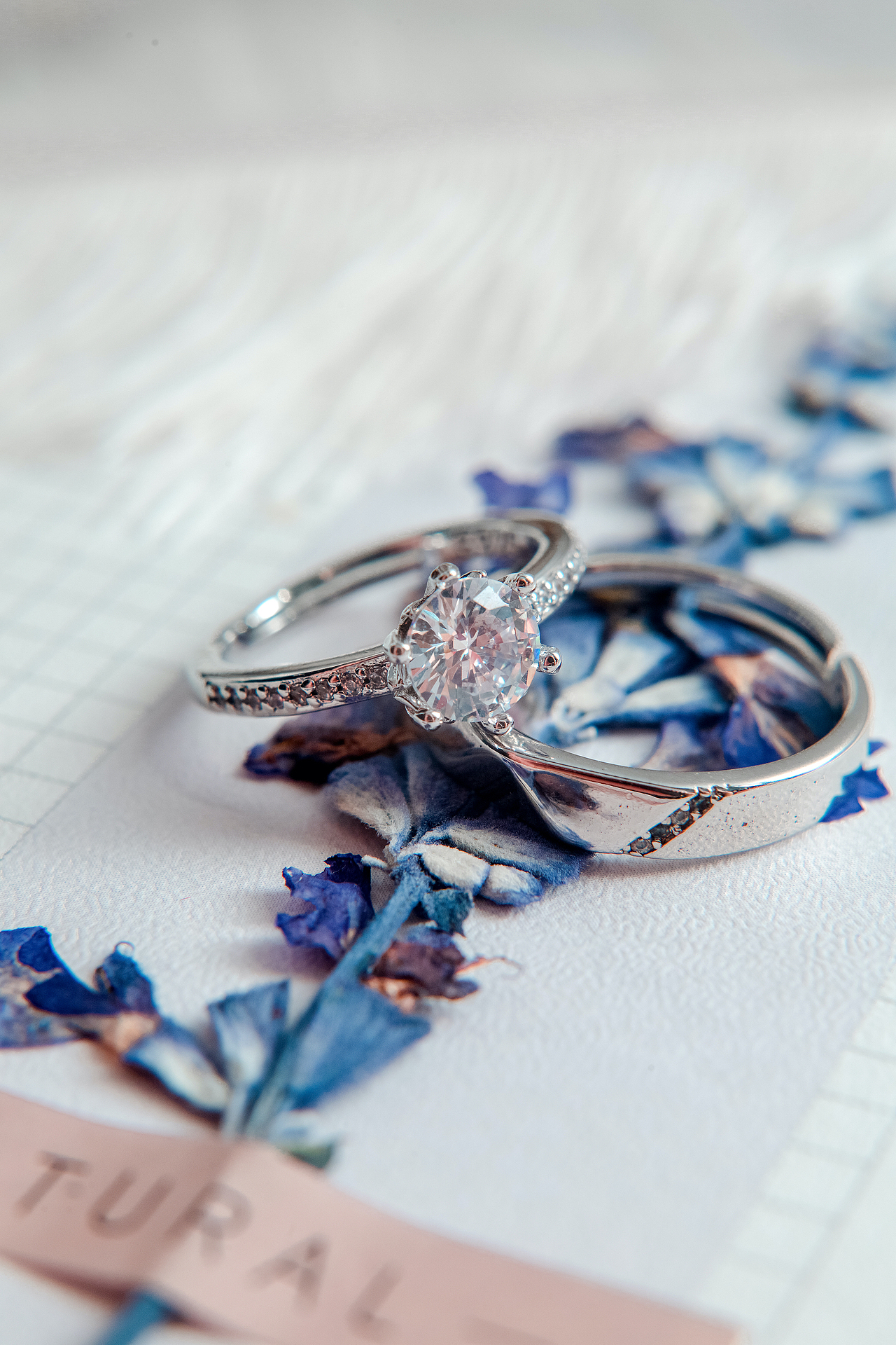 婚礼跟拍作品（图ZMjcwNTIwMDM2） - 婚礼摄影 - 站酷设计师张十叁婚礼摄影原创素材 - 站酷ZCOOL