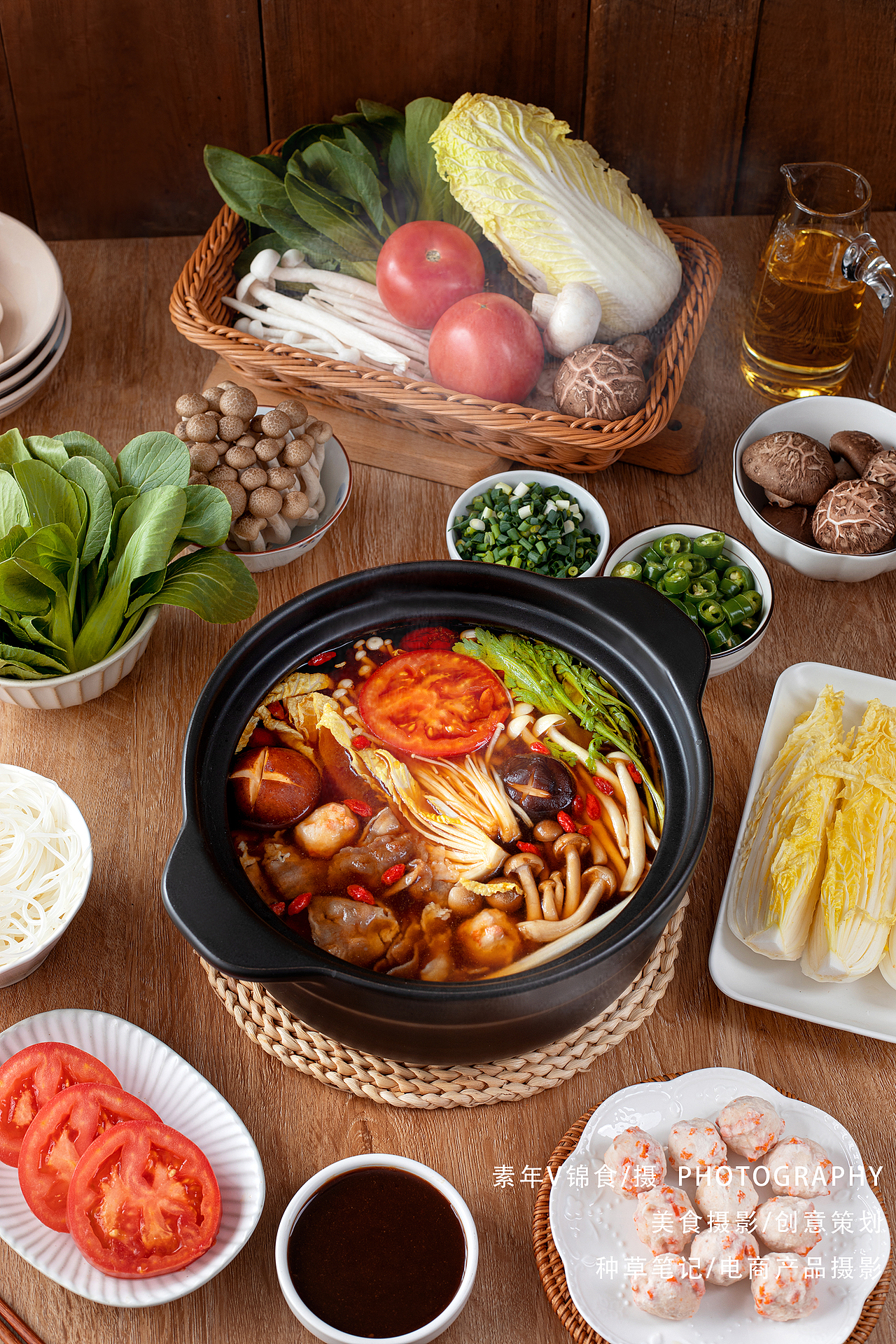 菌菇汤火锅底料拍摄/美食商业摄影/菌菇火锅/粉面拍照（图ZMzYxNjI1NjU2） - 美食摄影 - 站酷设计师宜昌锦食摄影原创素材 - 站酷ZCOOL
