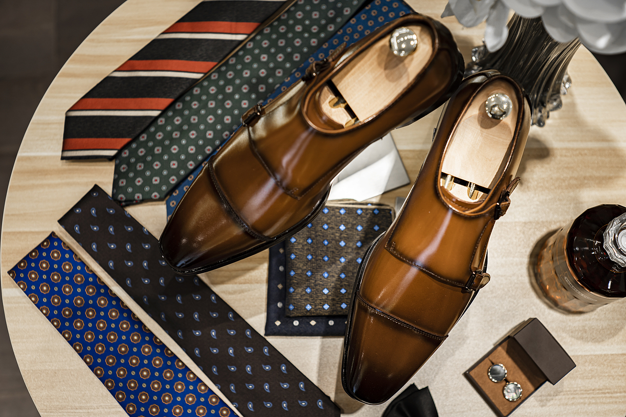 自信由你 | 悅享男人新色（圖ZMzY3MzQzNzQ0） - 商業(yè)空間設(shè)計 - 站酷設(shè)計師李彥霖原創(chuàng)素材 - 站酷ZCOOL