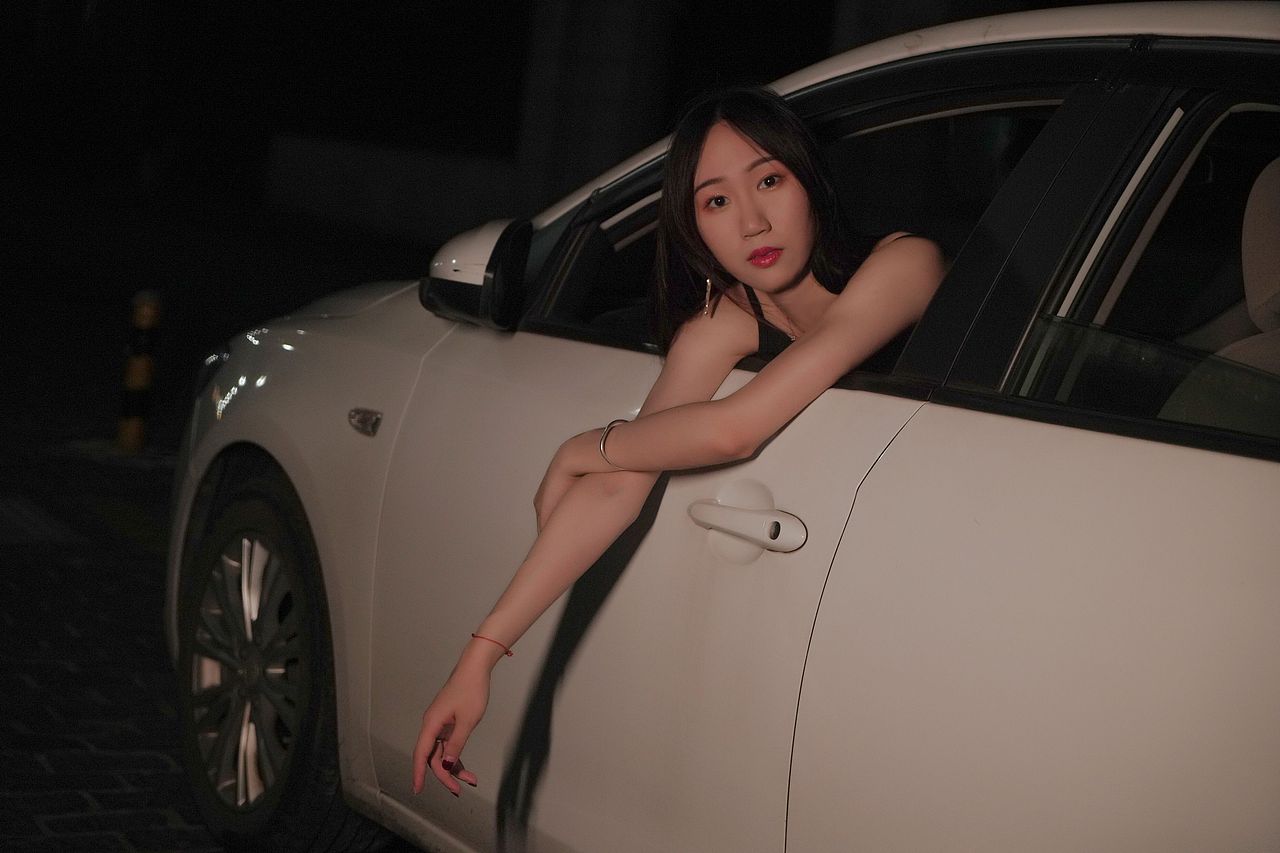 摄影作品《晚风》 夜景写真 约拍照片请私聊~