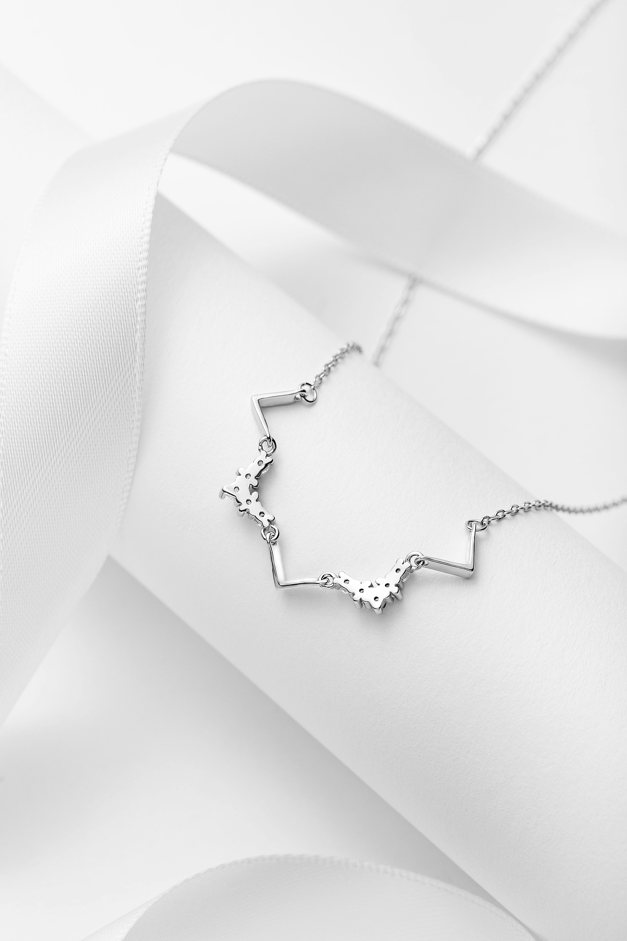 银饰品项链拍摄