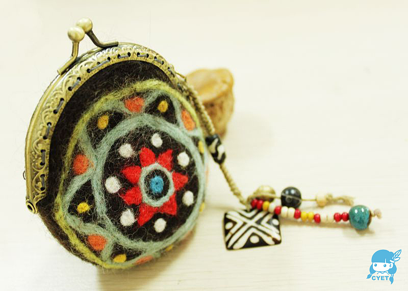 CYET的戳戳乐羊毛毡口金包（图ZNDc3MDc0OA==） - 工艺品设计 - 站酷设计师自由的猞猁原创素材 - 站酷ZCOOL