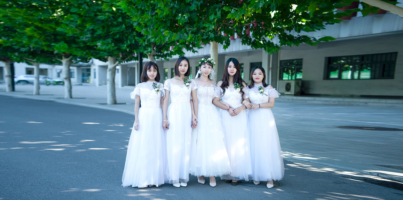 校园的婚礼（图ZMTMxOTM5MTgw） - 人像摄影 - 站酷设计师OnePaper原创素材 - 站酷ZCOOL