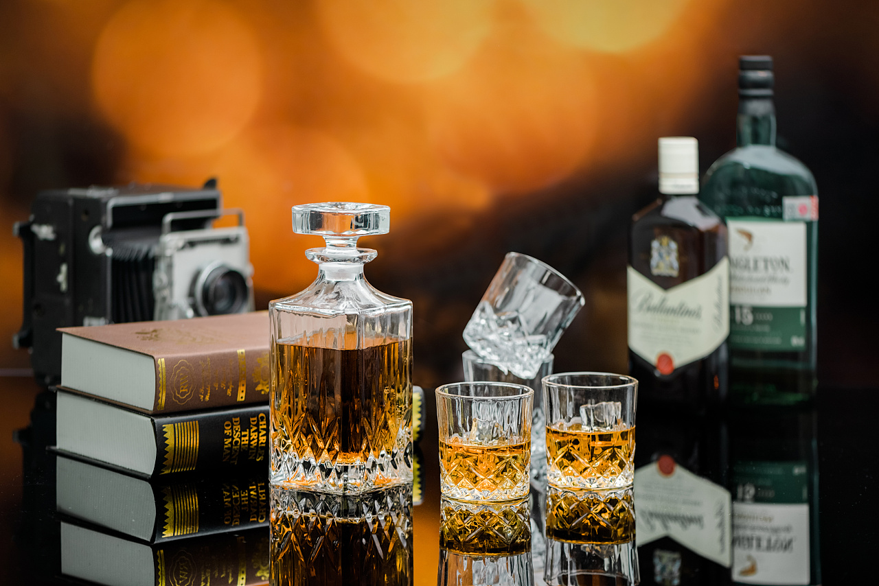 洋酒杯产品拍摄|摄影|产品摄影|路遥suvan - 原创作品 - 站酷 (zcool)