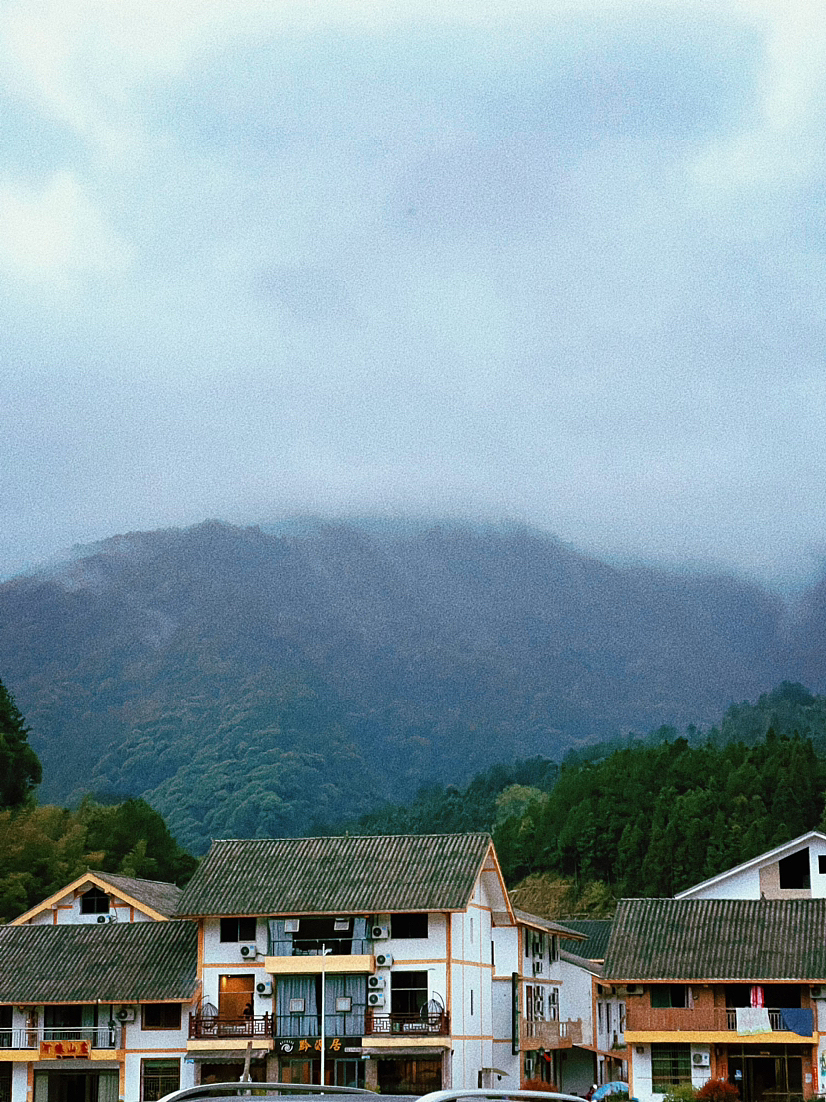 手机摄影|大山深处的古镇