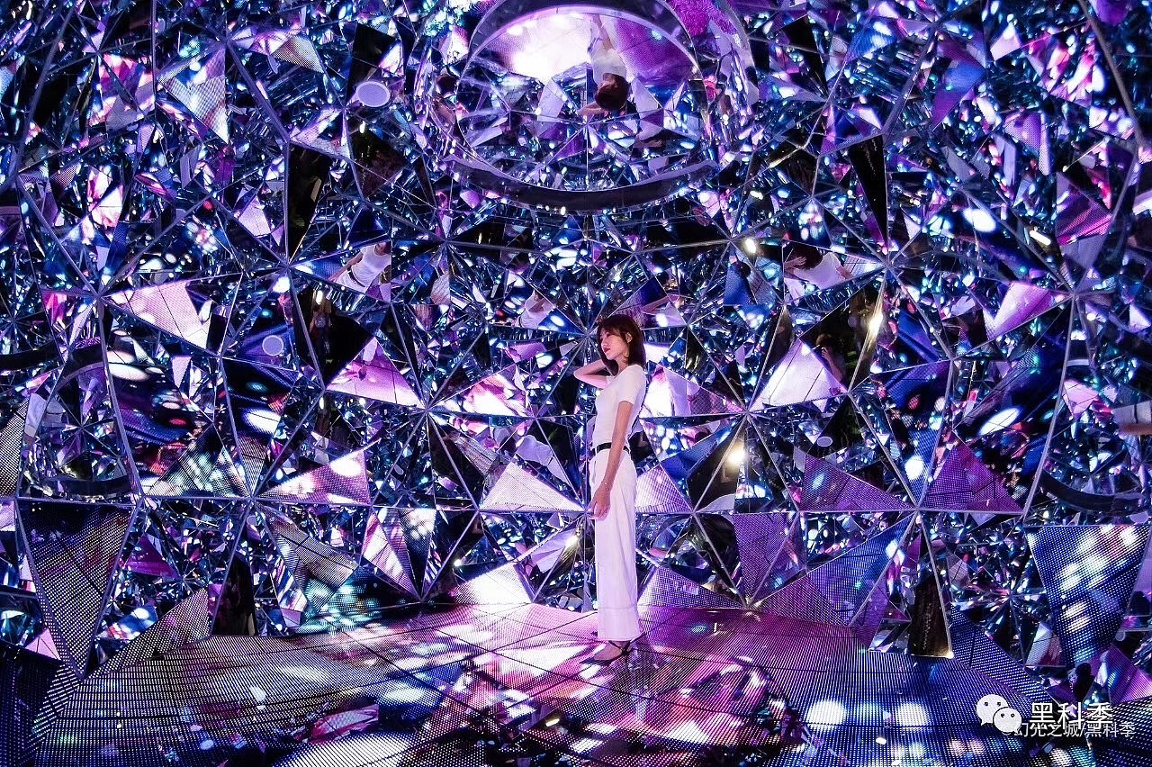 全新失恋博物馆灯光《幻光之城》开业