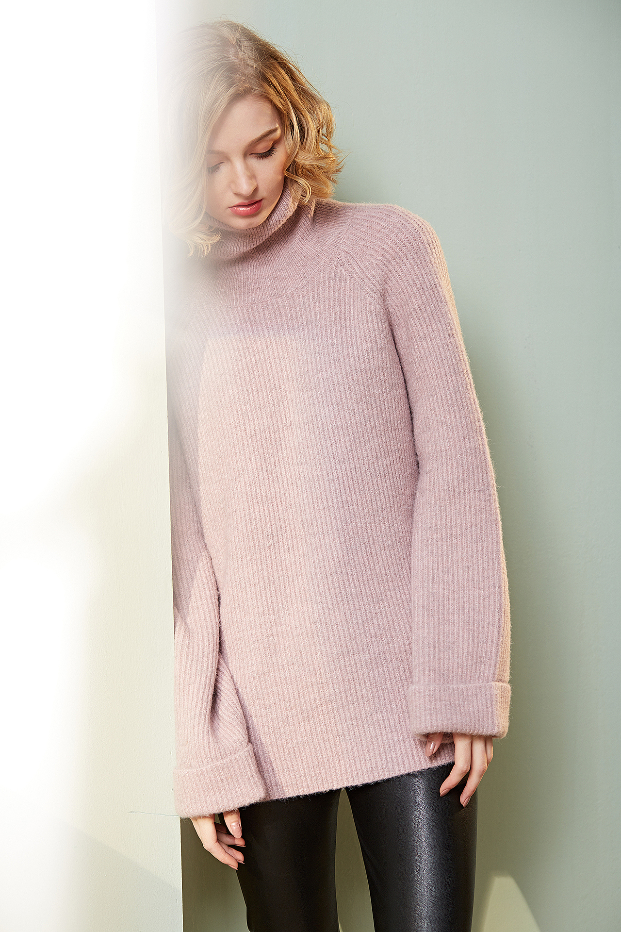 留驻光彩----毛衣 羊毛衫 拍摄（图ZMTI3OTM3Nzcy） - 产品摄影 - 站酷设计师佰度摄影侯刚原创素材 - 站酷ZCOOL