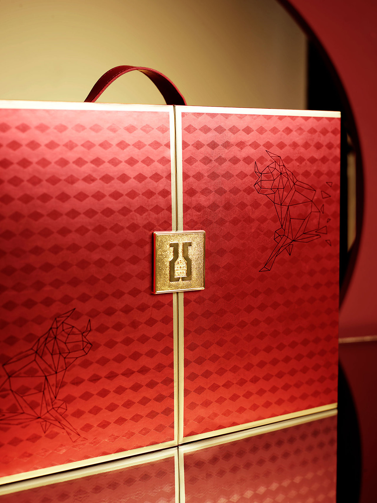 摄景&创意for 五粮液（一）（图ZMjg2OTgwNTYw） - 产品摄影 - 站酷设计师SeeZee所在原创素材 - 站酷ZCOOL