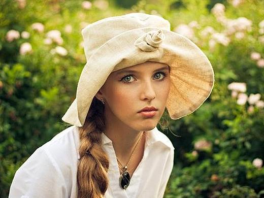 夏天戶外拍攝陽光太強怎么辦？綿陽攝影培訓(xùn)王老師教你（個人主頁-ZMzUyOTM1MjA=） - 人像攝影 - 站酷設(shè)計師綿陽王老師攝影原創(chuàng)素材 - 站酷ZCOOL