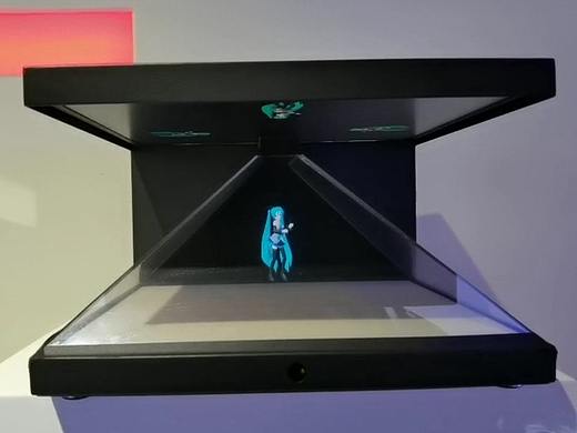 全息投影在成像展示中具备哪些优势？