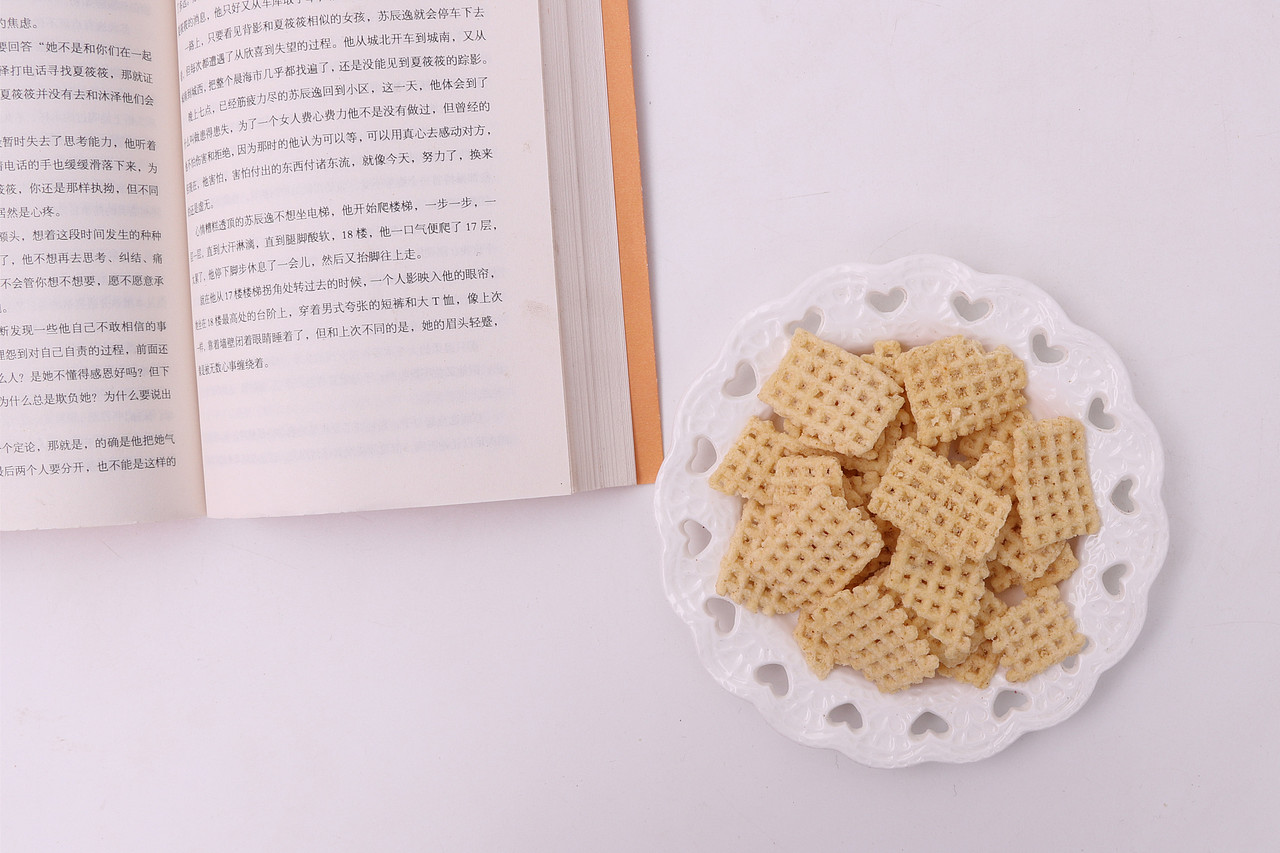 B08零食\C01-饼干膨化\V03原味锅巴X1-QM