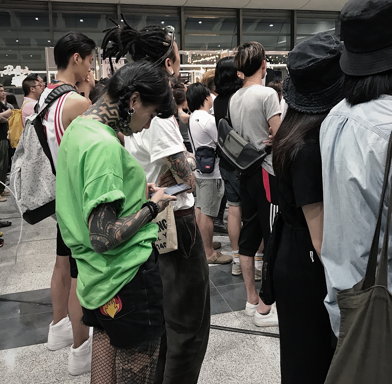 香港纹身展（图ZOTYwNzA4MDQ=） - 风光摄影 - 站酷设计师低俗文化king原创素材 - 站酷ZCOOL
