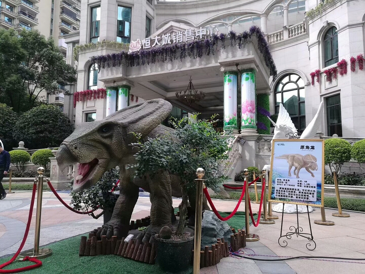 恐龙展览方案布置场地报价大型仿真恐龙展道具租赁厂家
