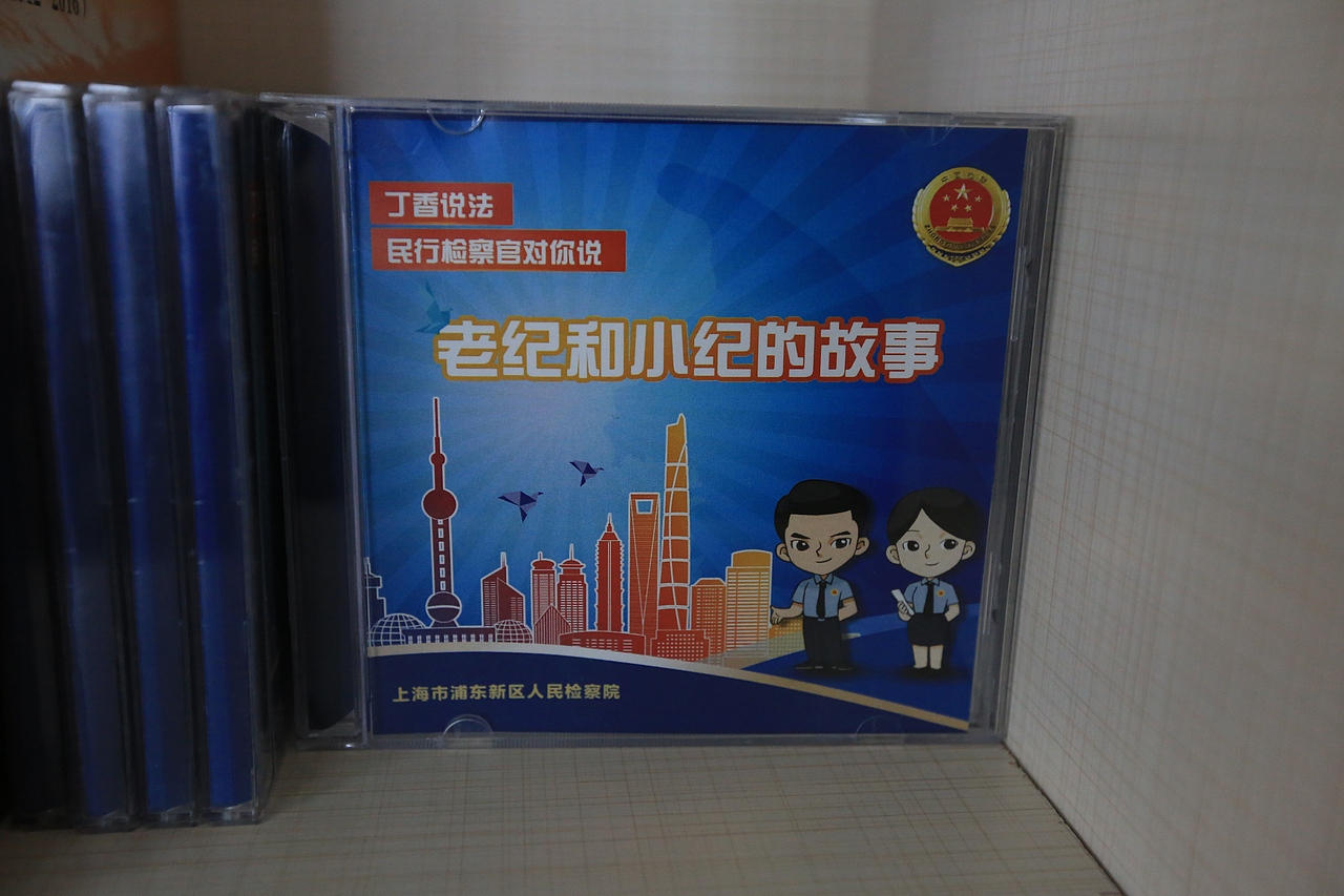 海报易拉宝平面物料