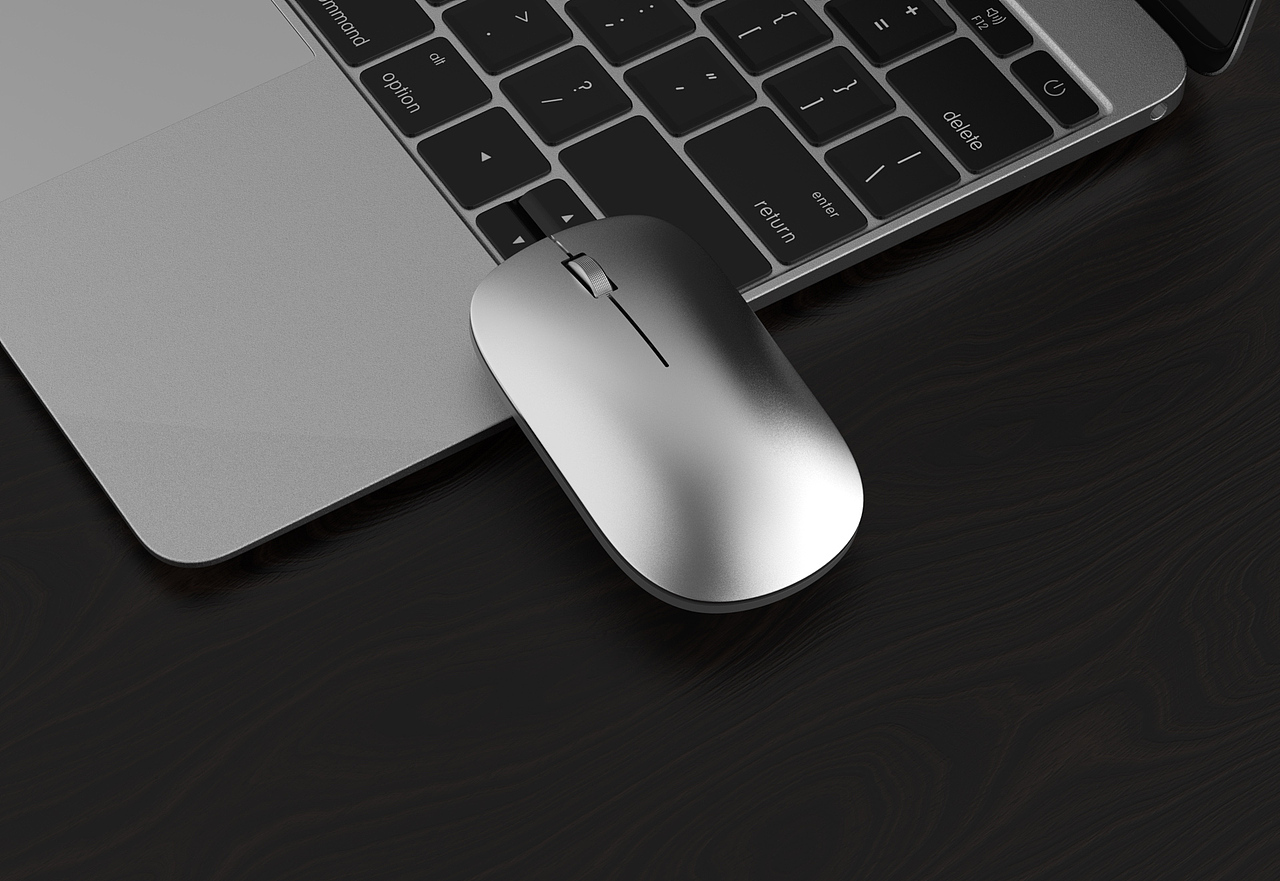 这是一款散发着银色光芒的鼠标