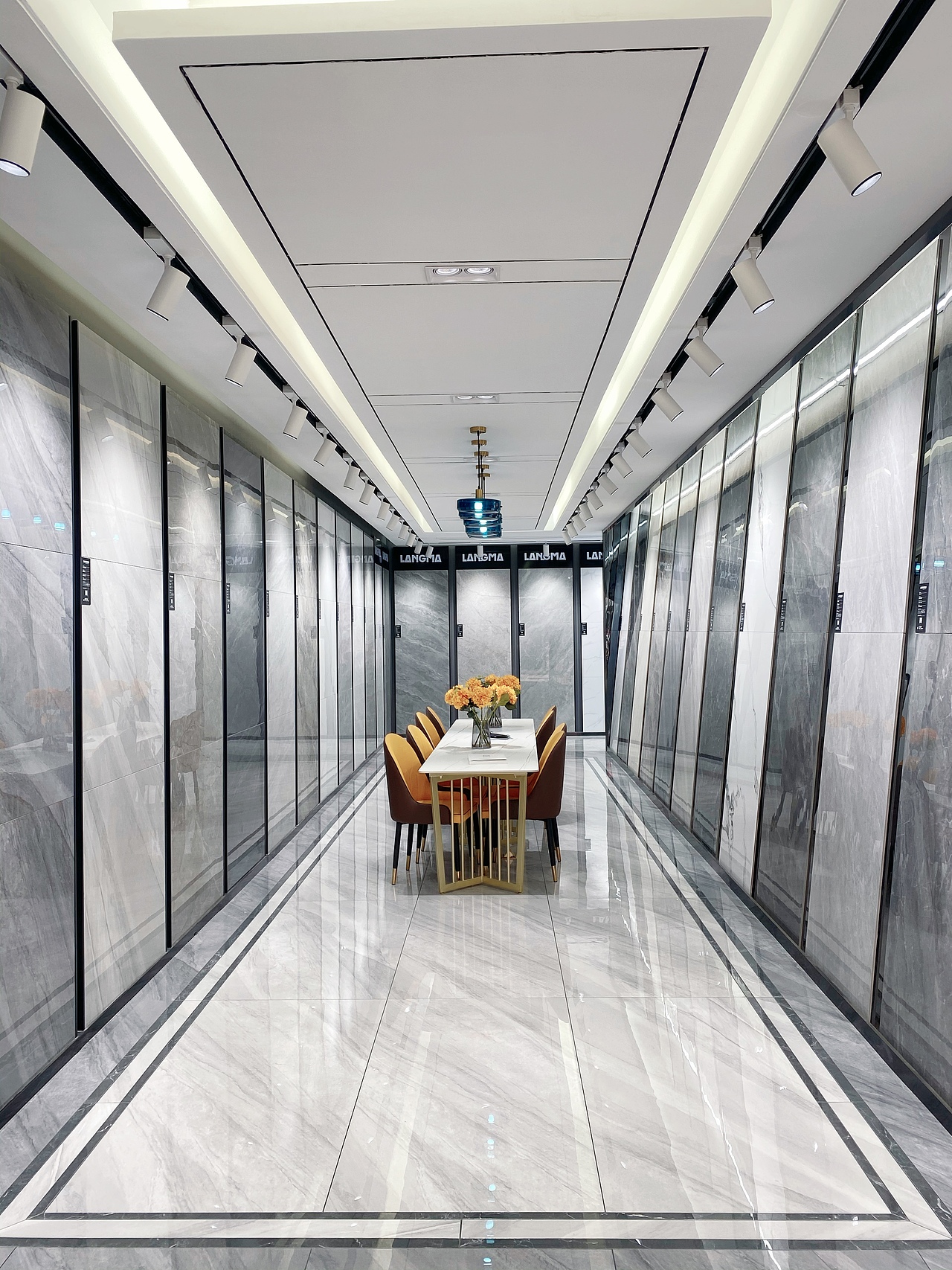 朗玛瓷砖-江西九江店