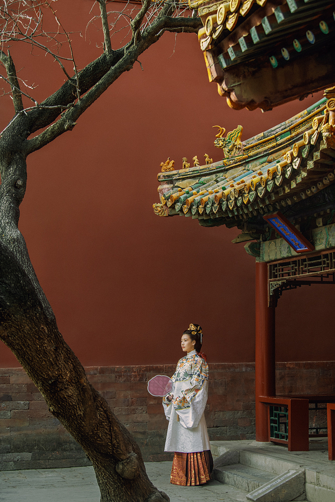 故宫里（图ZMTQ1NjEyNjc2） - 修图/后期 - 站酷设计师牛梅子原创素材 - 站酷ZCOOL