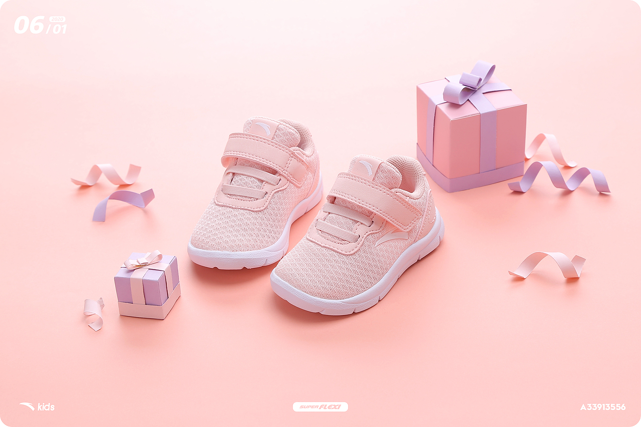 安踏童鞋棚拍|创意静物摄影|学步鞋拍摄（图ZMTk0OTg4ODQ4） - 产品摄影 - 站酷设计师博纳罗蒂i原创素材 - 站酷ZCOOL