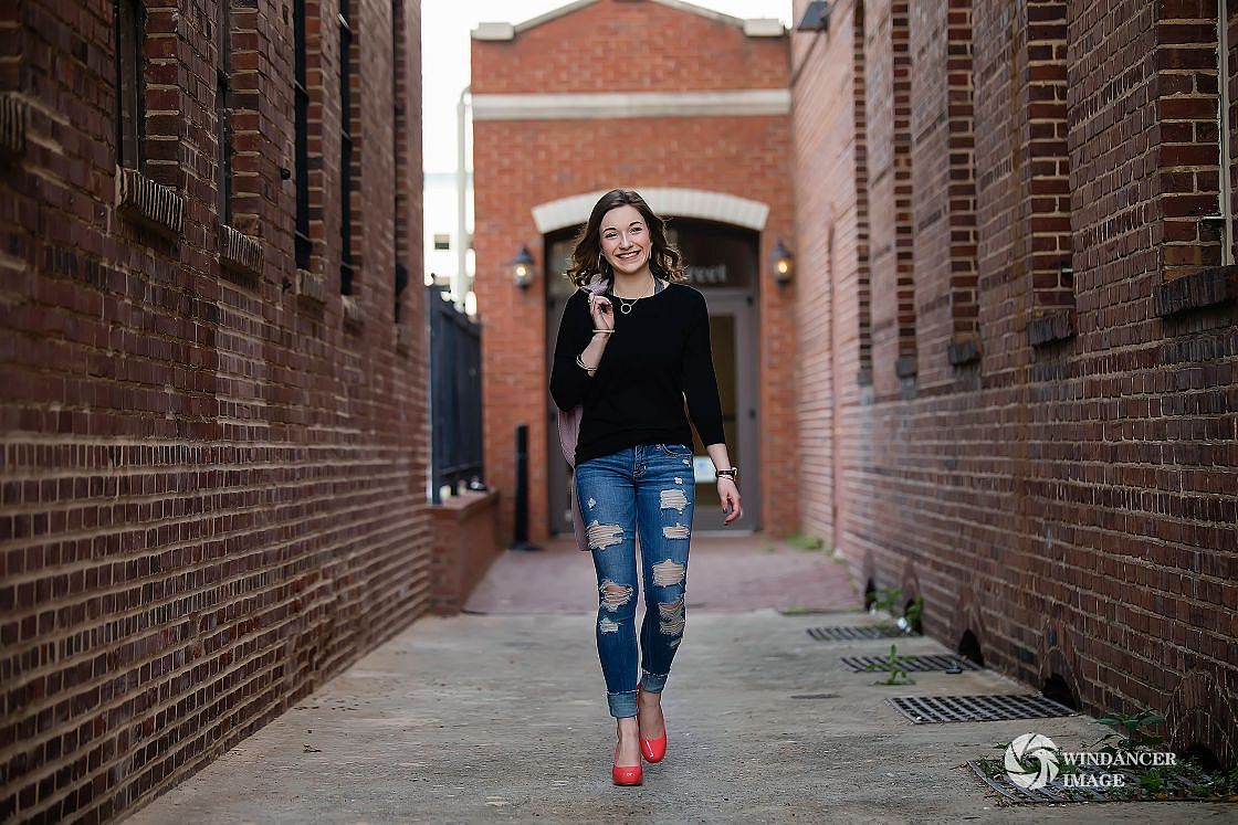 户外人像写真（图ZMzI3Njk2NTYw） - 人像摄影 - 站酷设计师独立摄影师王谦原创素材 - 站酷ZCOOL