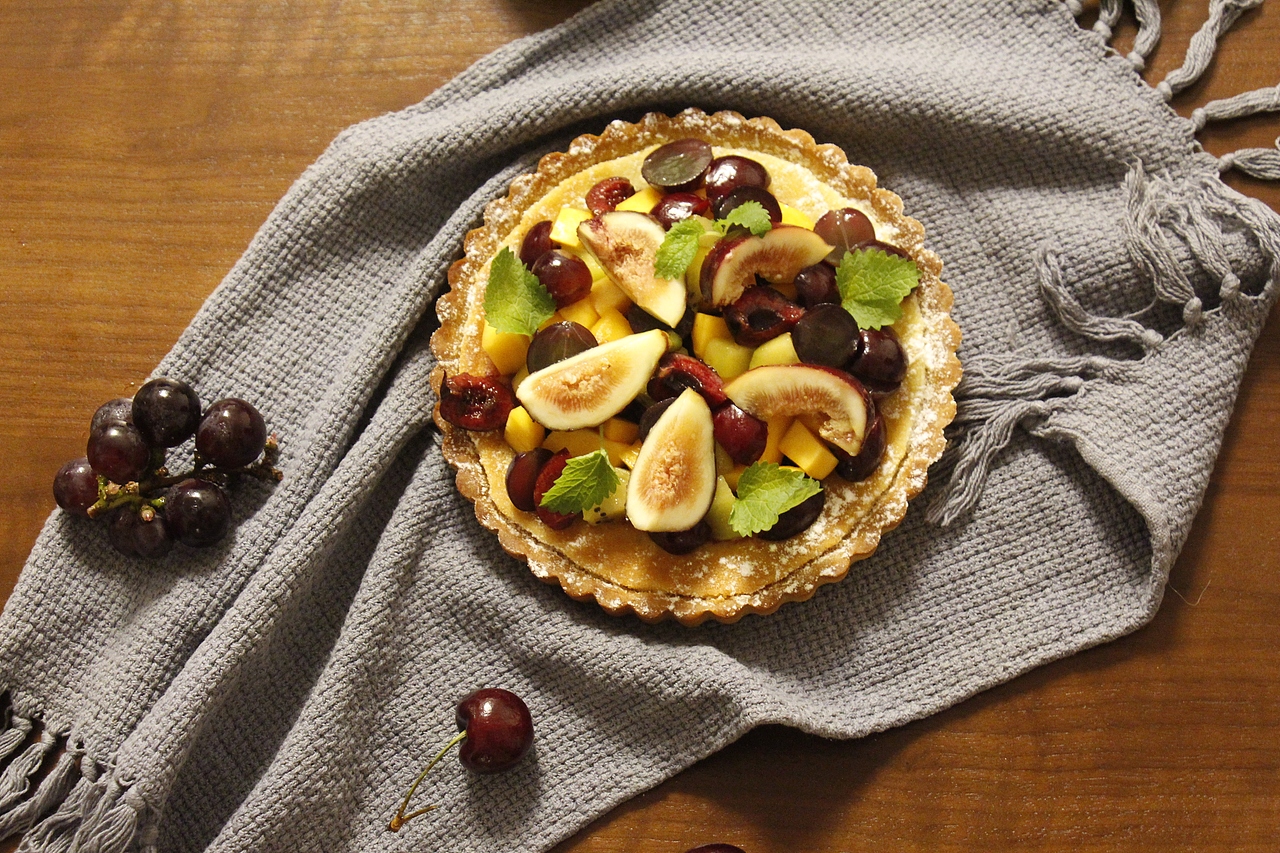 Gimi Bakery 无花果水果塔（图ZODg1NDYwODA=） - 产品摄影 - 站酷设计师Gimi做设计原创素材 - 站酷ZCOOL