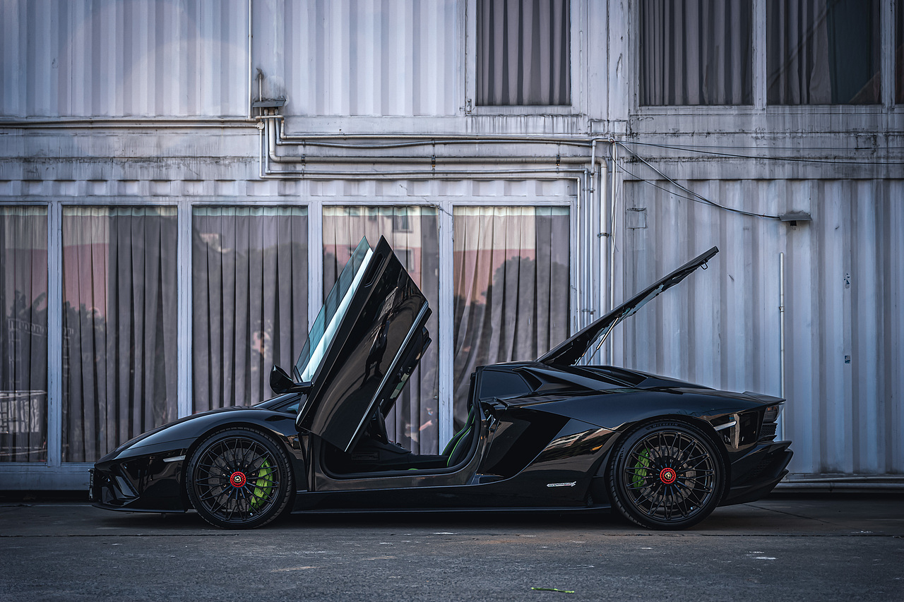 兰博基尼-Aventador s