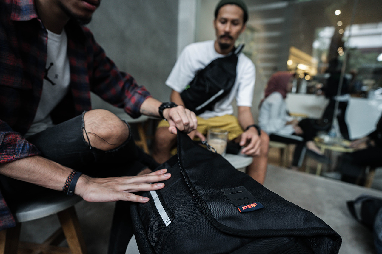 时尚摄影（图ZMjI5NzQxMDc2） - 产品摄影 - 站酷设计师panchaaprilianto原创素材 - 站酷ZCOOL