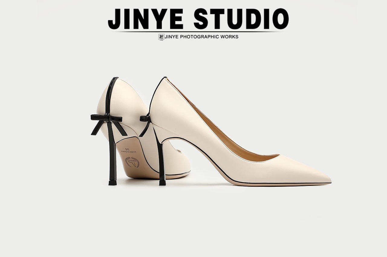 产品拍摄|白底静物细跟高跟鞋拍摄