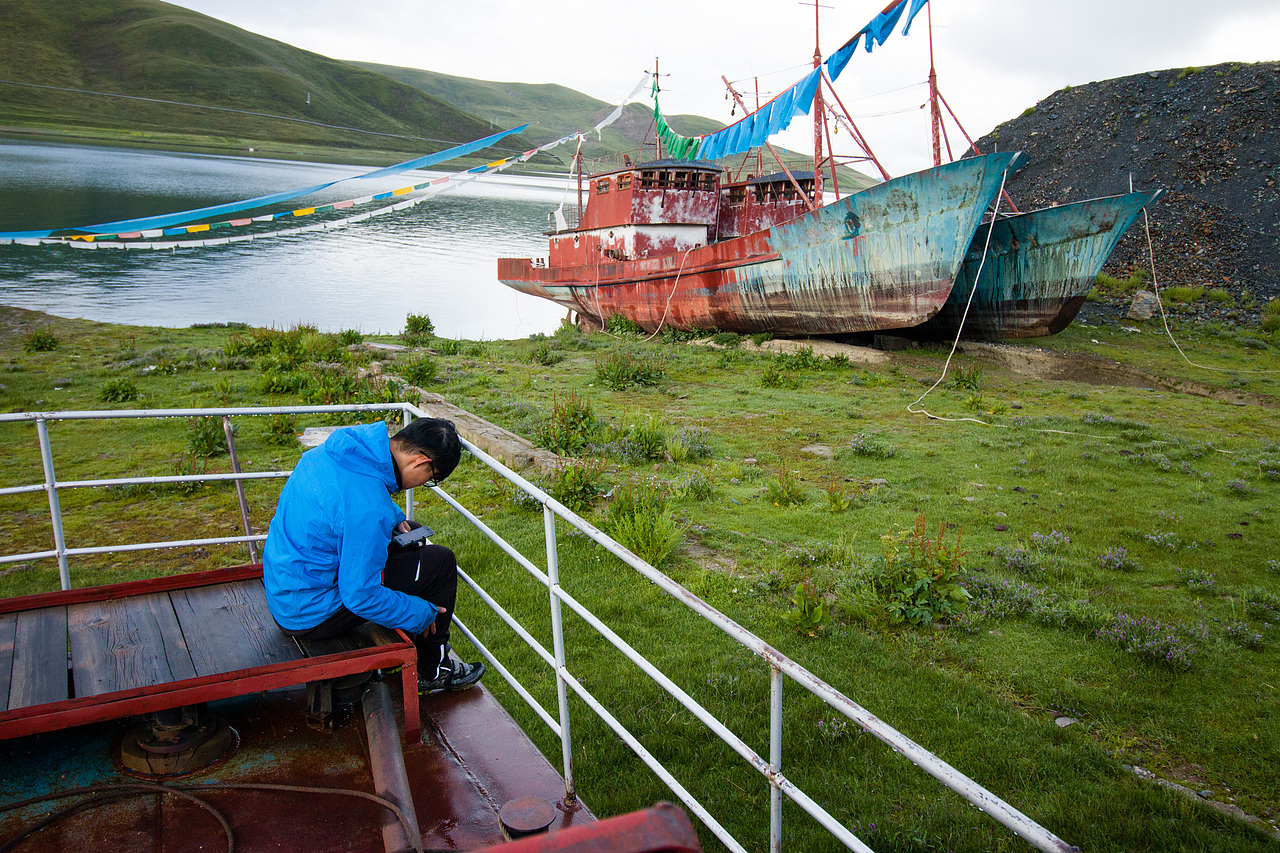 洛克兄弟川藏G318毕业骑行西藏元素羊湖玛尼珠峰大本营