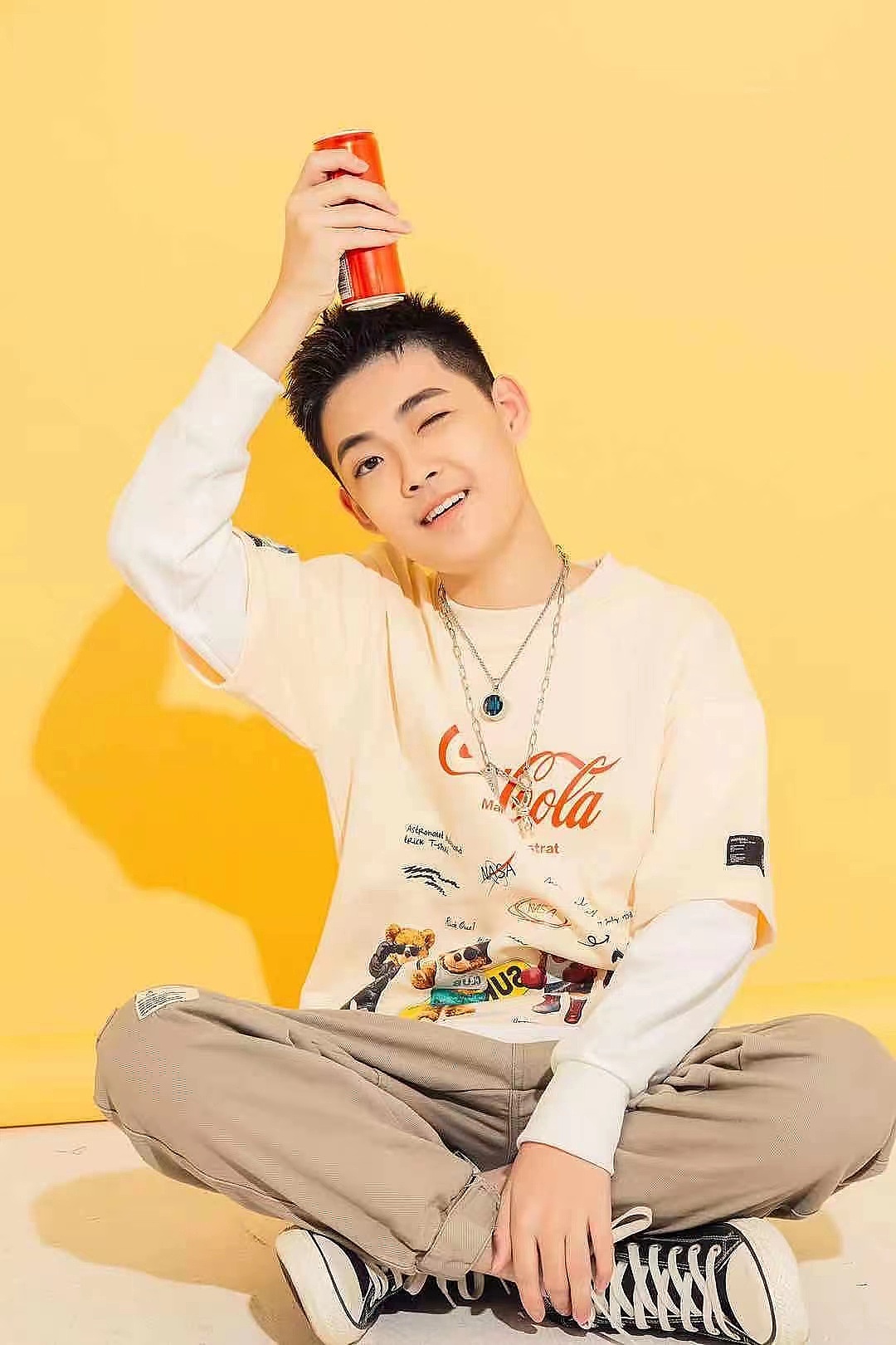 时尚大男孩（图ZMjkzNjc3NzAw） - 人像摄影 - 站酷设计师德斯贝儿安贞店原创素材 - 站酷ZCOOL