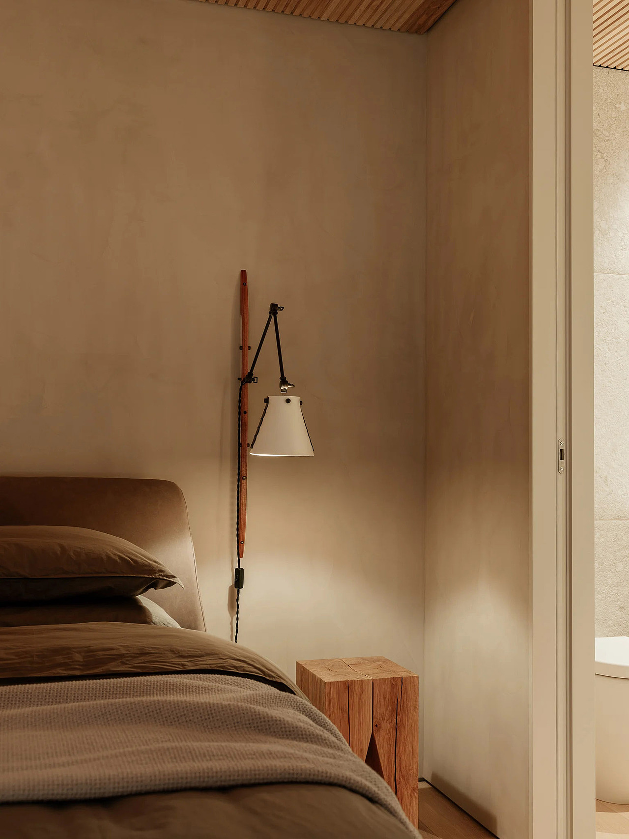 家装设计案例鉴赏——极简优雅原木色别墅（图ZMzIwMjgwNzg0） - 家装设计 - 站酷设计师成都有木设计原创素材 - 站酷ZCOOL