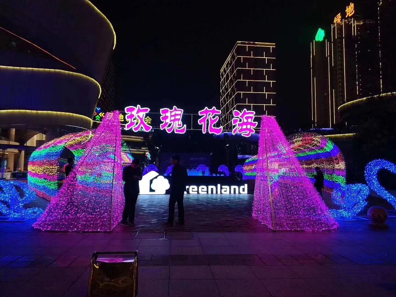 广西梦幻灯光节租赁,仿真恐龙租赁,变形金刚租赁