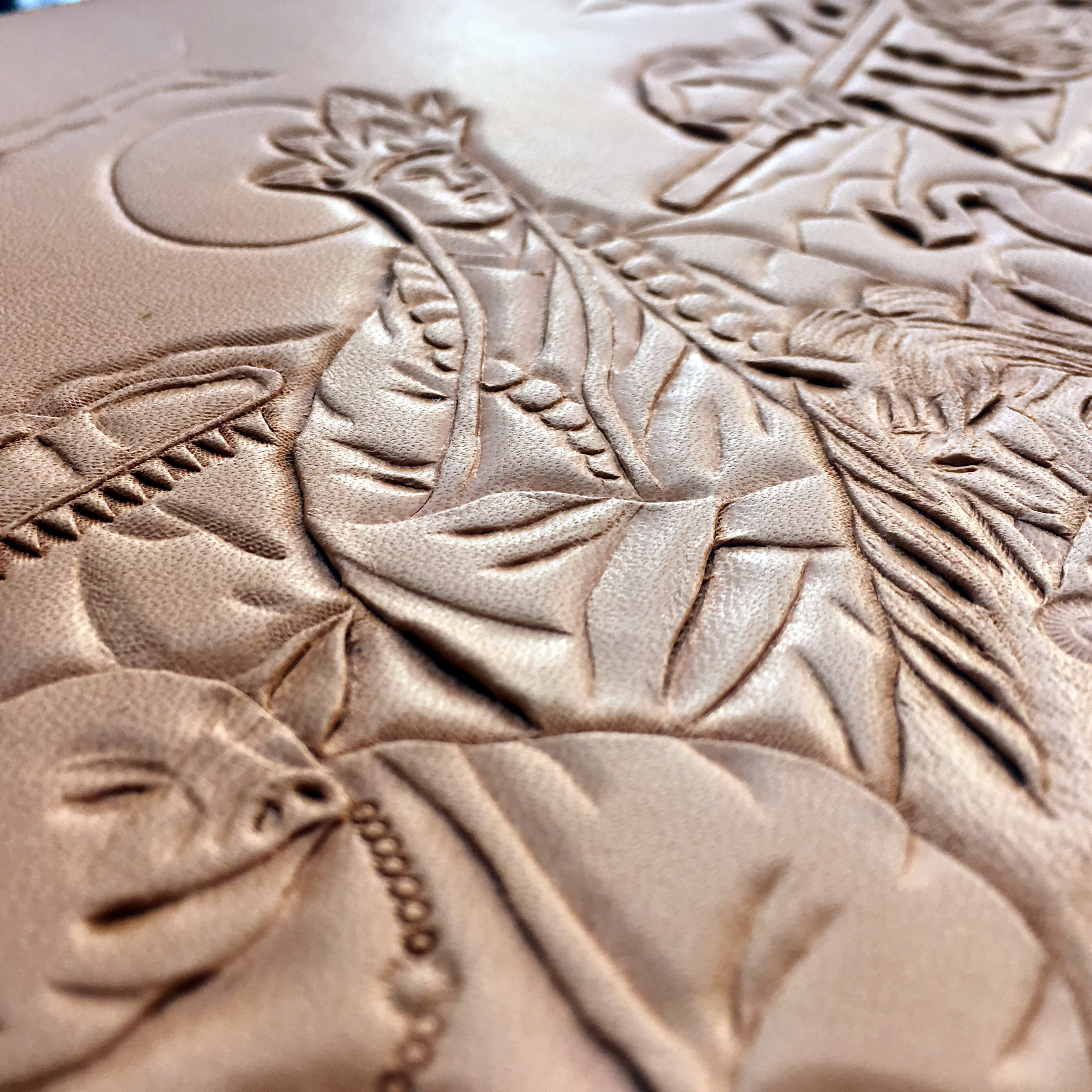 鑫渔皮艺原创纯手工皮雕西游记